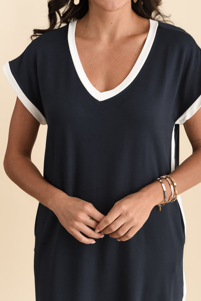 alt text|model:Brontie image 6