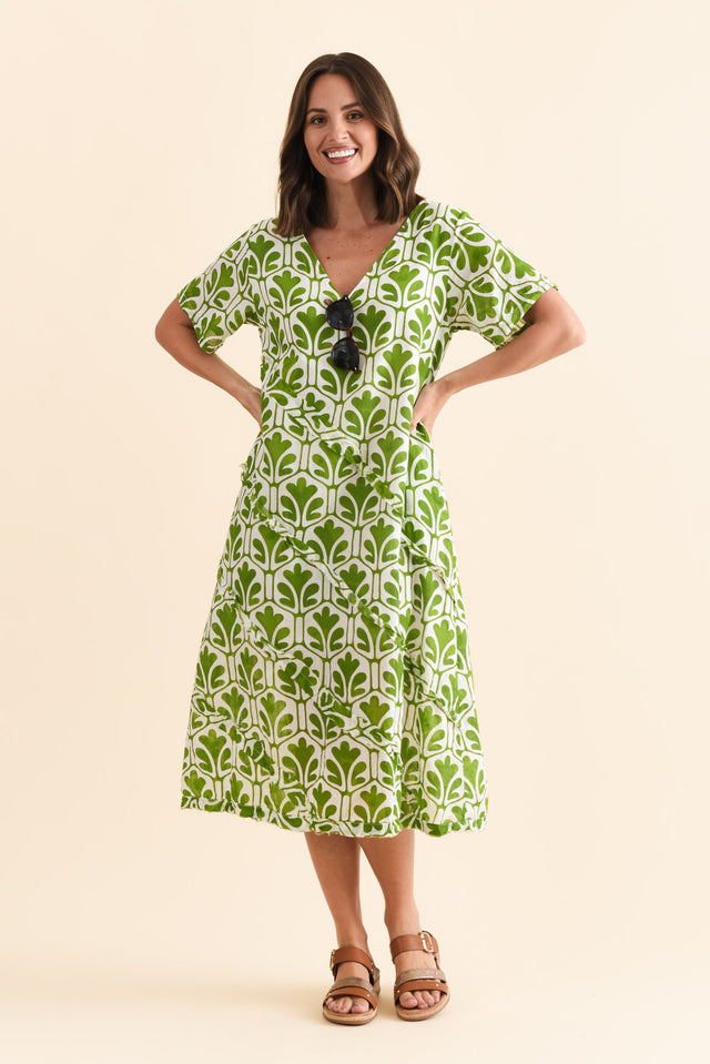 alt text|model:MJ image 3