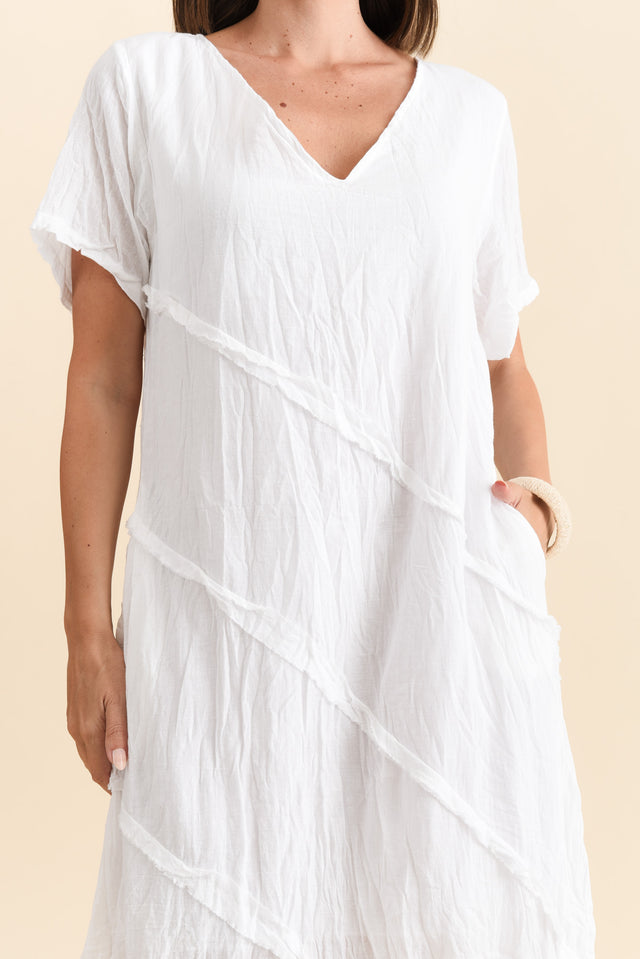 alt text|model:MJ image 6