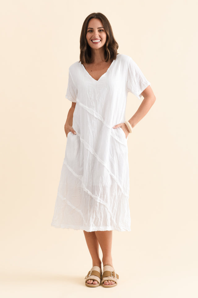 alt text|model:MJ image 7