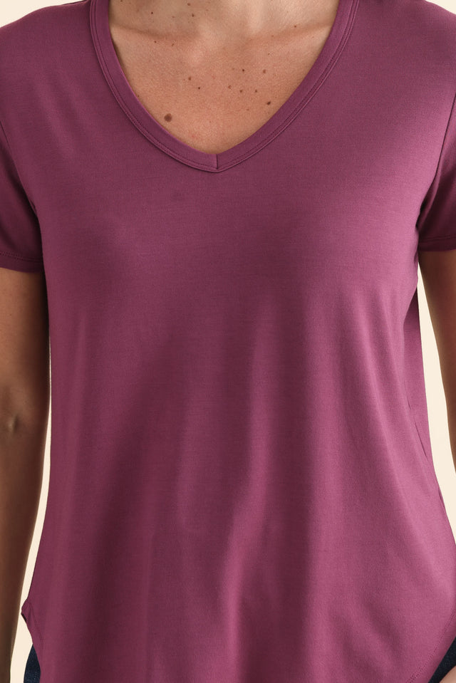 Veronica Plum Bamboo Tee,Detail,Brunette model,alt text|model:MJ image 5