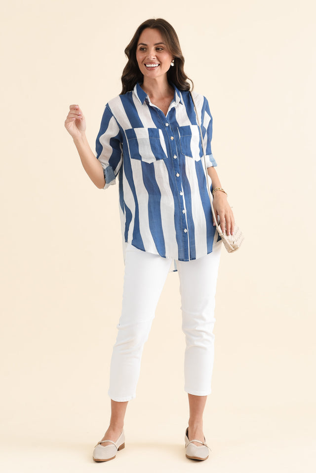 Wellington Blue Stripe Linen Shirt,brunette model,Full Outfit,alt text|model:MJ image 2