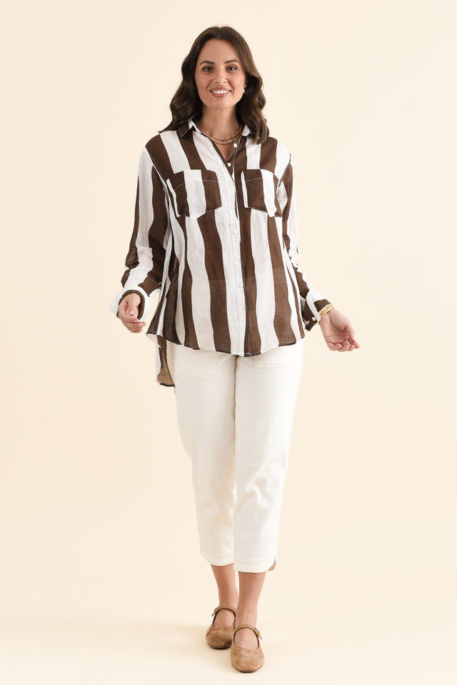 Wellington Chocolate Stripe Linen Shirt,brunette model,Full Outfit,alt text|model:MJ image 6