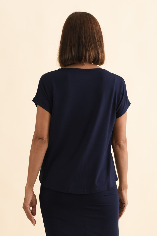 alt text|model:Cara image 4