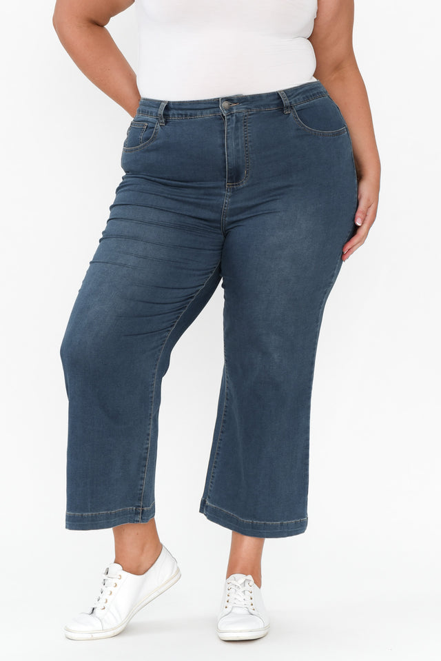 plus-size,curve-basics,curve-bottoms,plus-size-pants,plus-size-jeans,plus-size-basic-bottoms