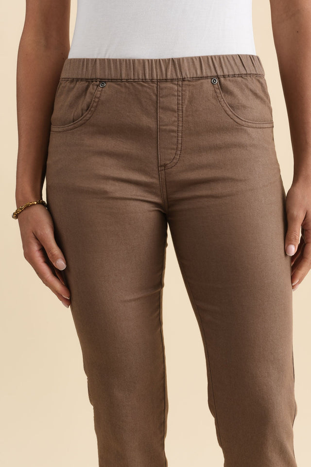 Winslet Mocha 7/8 Pants,Brunette model,alt text|model:Brontie image 5