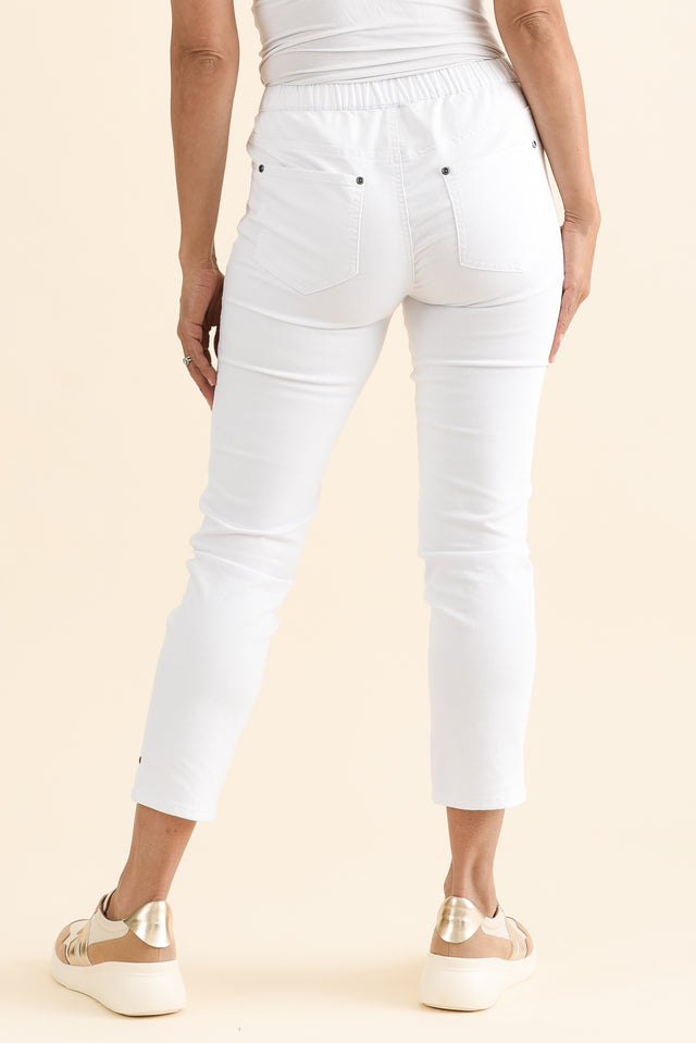 Winslet White 7/8 Pants,brunette model,Back of Outfit,alt text|model:Cara image 5