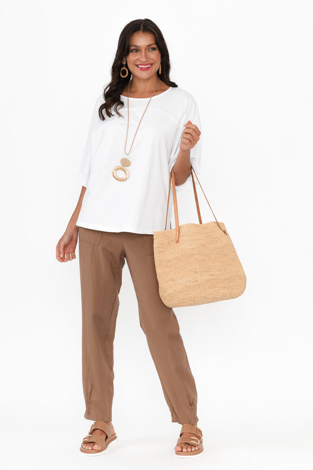 alt text|model:Brontie image 3