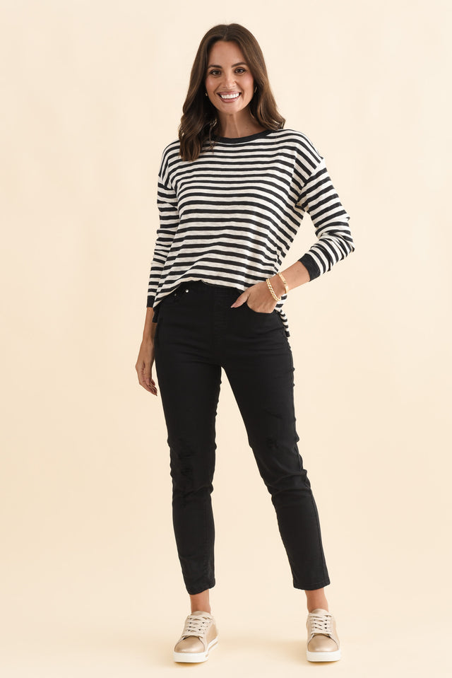 alt text|model:MJ image 3