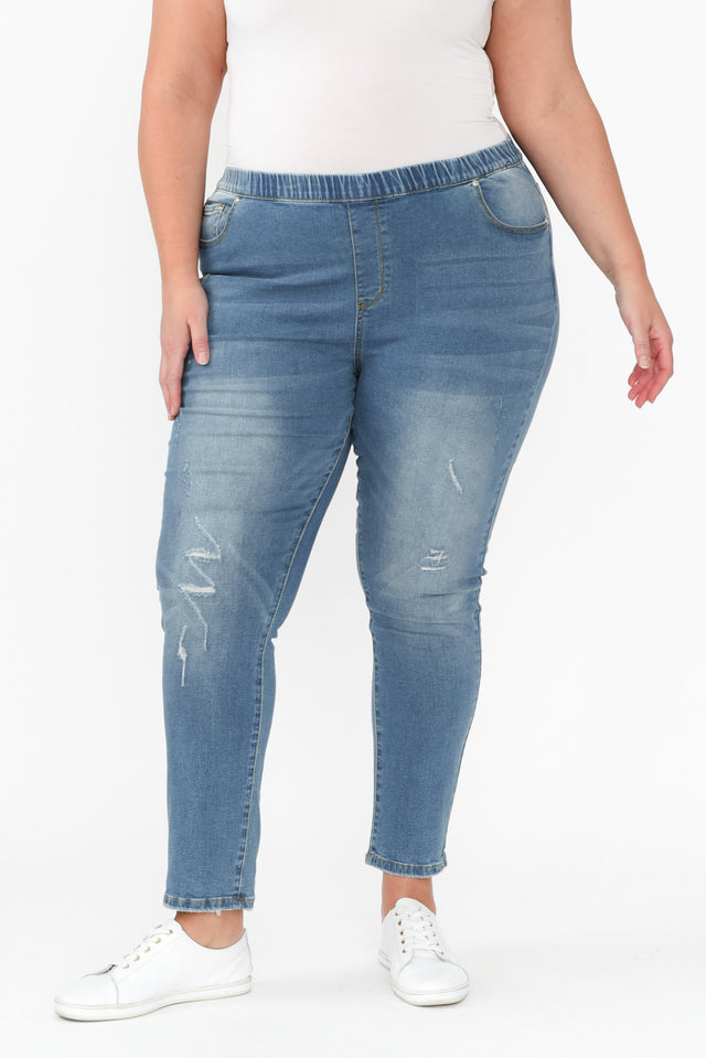 plus-size,curve-basics,curve-bottoms,plus-size-pants,plus-size-jeans,plus-size-basic-bottoms,plus-size-winter-clothing,alt text|model:Caitlin