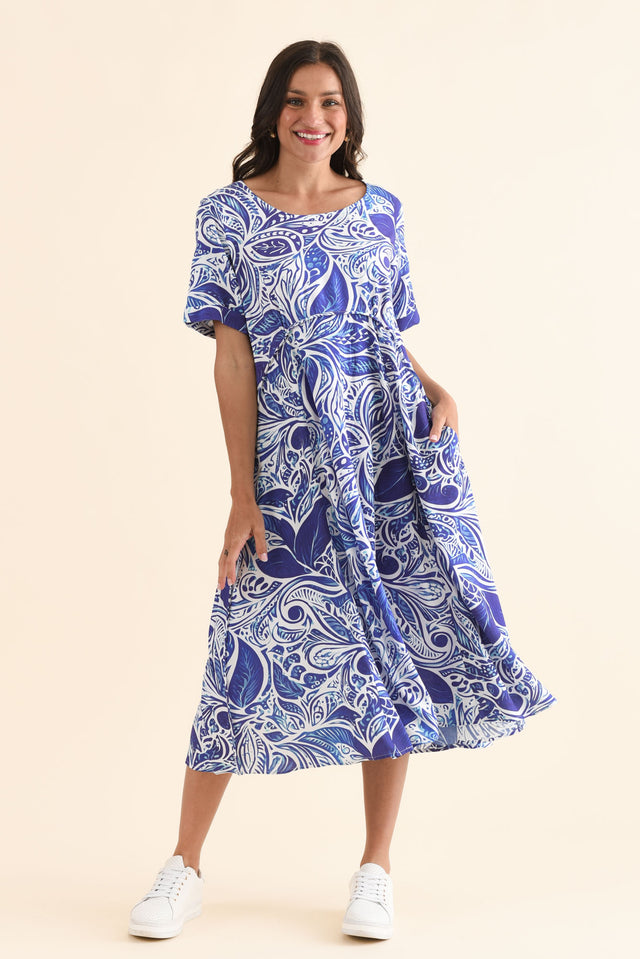 Zaelia Blue Leaf Crescent Dress,Front,Brunette model,alt text|model:Brontie image 1