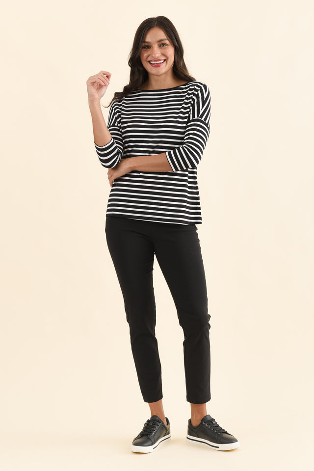 Zara Black Stretch 7/8 Pants,Full Body,Brunette model,alt text|model:Brontie image 7