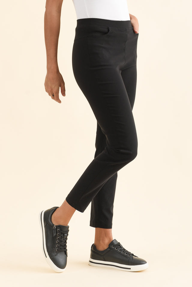 Zara Black Stretch 7/8 Pants,Side,Brunette model,alt text|model:Brontie image 4