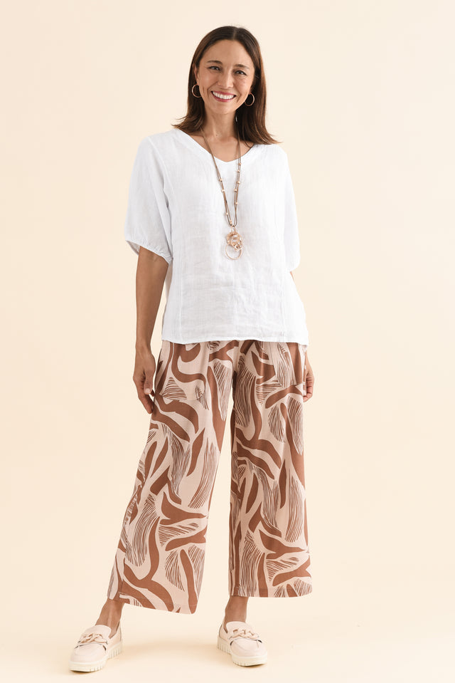 Ziola White Linen Cotton Top,Full Body,Brunette model,alt text|model:Cara image 7