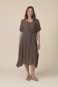 Toria Chocolate Crescent Dress,Video