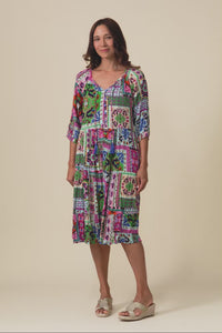 Belmira Green Abstract Pocket Dress,Video