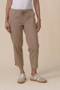 Eliana Mocha Cotton Stretch Jeans,Video
