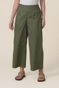 Mirra Khaki Cotton Pocket Pants,video