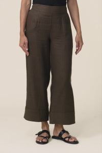 Cady Chocolate Linen Pants,Video