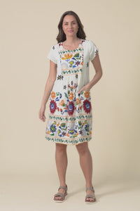 Cape White Garden Cotton Pocket Dress,video