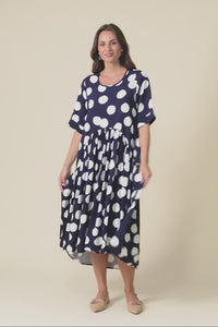 Kiana Navy Spot Peak Dress,Video