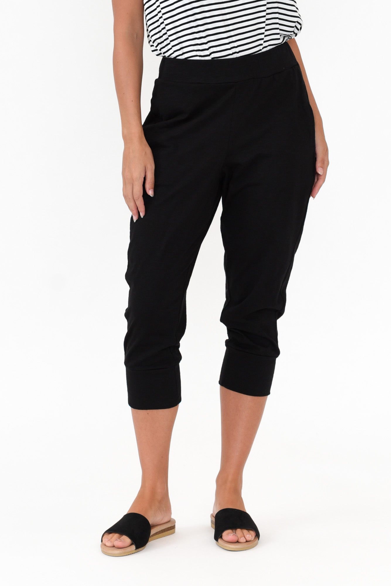 Jogging on sale capri pants