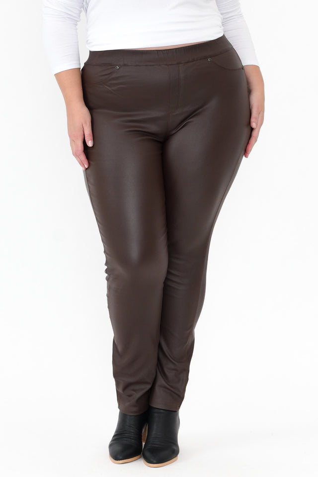 plus-size,curve-bottoms,plus-size-pants,facebook-new-for-you,plus-size-work-edit alt text|model:Caitlin;wearing:XXL